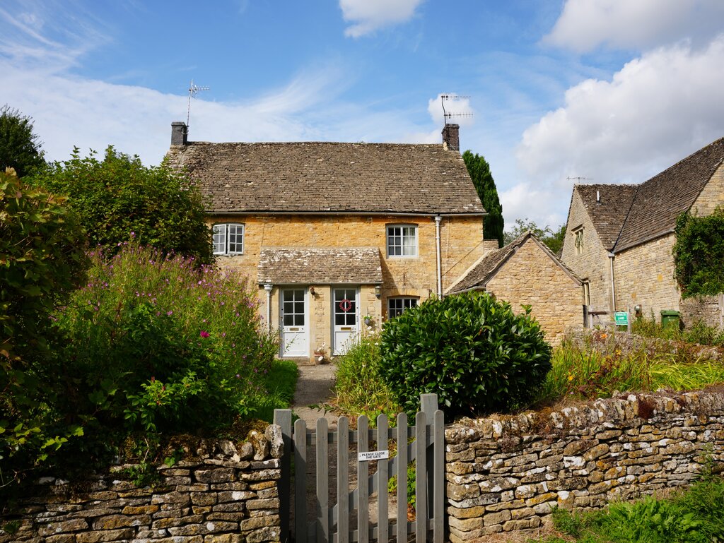 49361699po.jpg